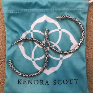 Kendra Scott large Maggie hoops